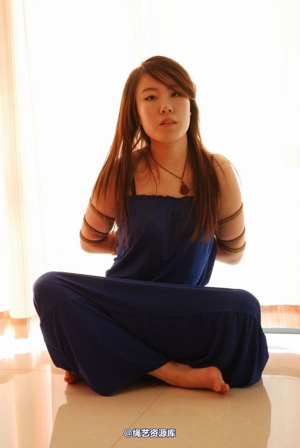 唯美之家 - 新模慕儿-蓝色礼服 第 10 张图片