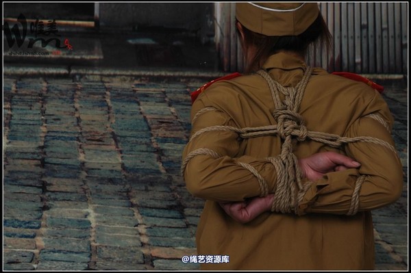 唯美之家 - 08-05-07新模特二 第 27 张图片