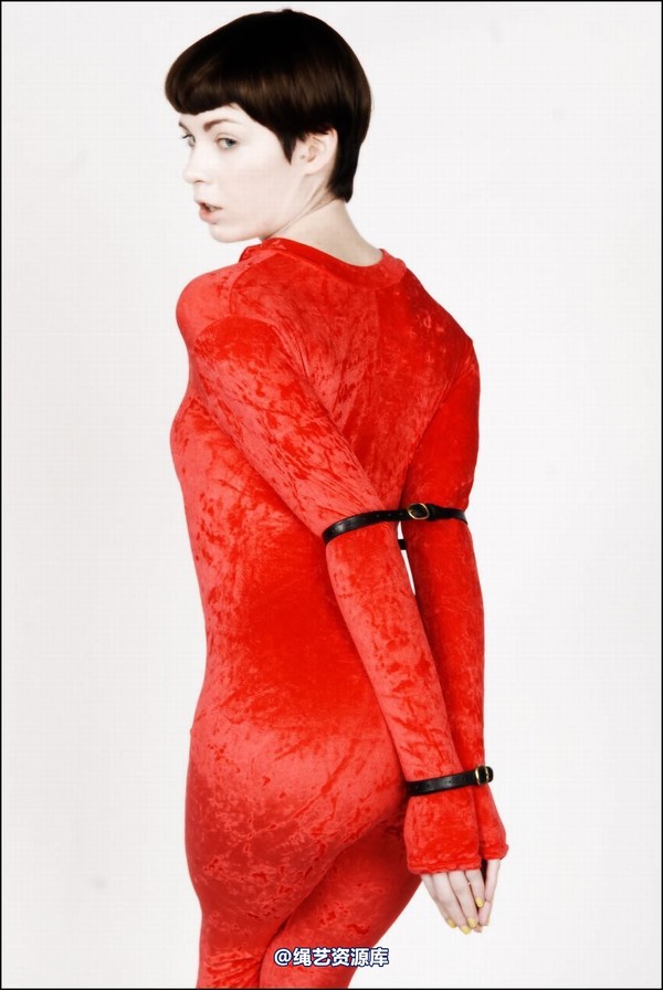 simplytied - Fawnya Red catsuit part 2 第 6 张图片