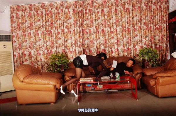 mj影视 - 倾心罪恶红唇1 第 157 张图片