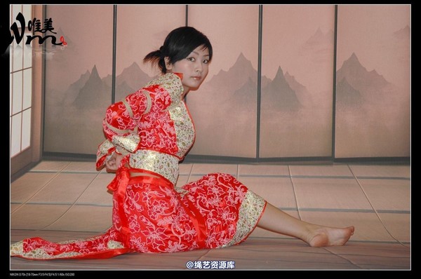 唯美之家 - 08-05-29盈盈汉服-护士装 第 20 张图片
