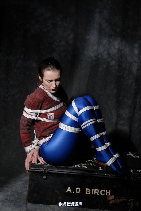 simplytied - Very nice blue tights 第 20 张图片