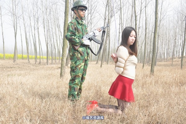mj影视 - 车模梅晓雯 第 161 张图片