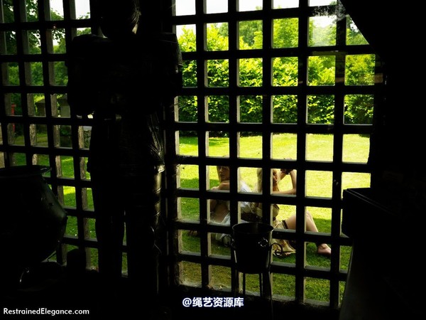 restrainedelegance - Droit de seigneur 第 48 张图片