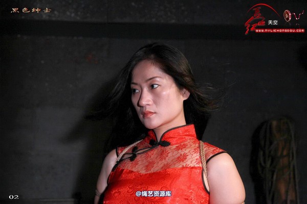 红豆的天空 - 不屈的红玫瑰 第 12 张图片