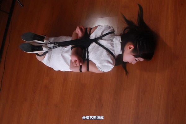 神艺缘 - 070-黑白配 第 32 张图片
