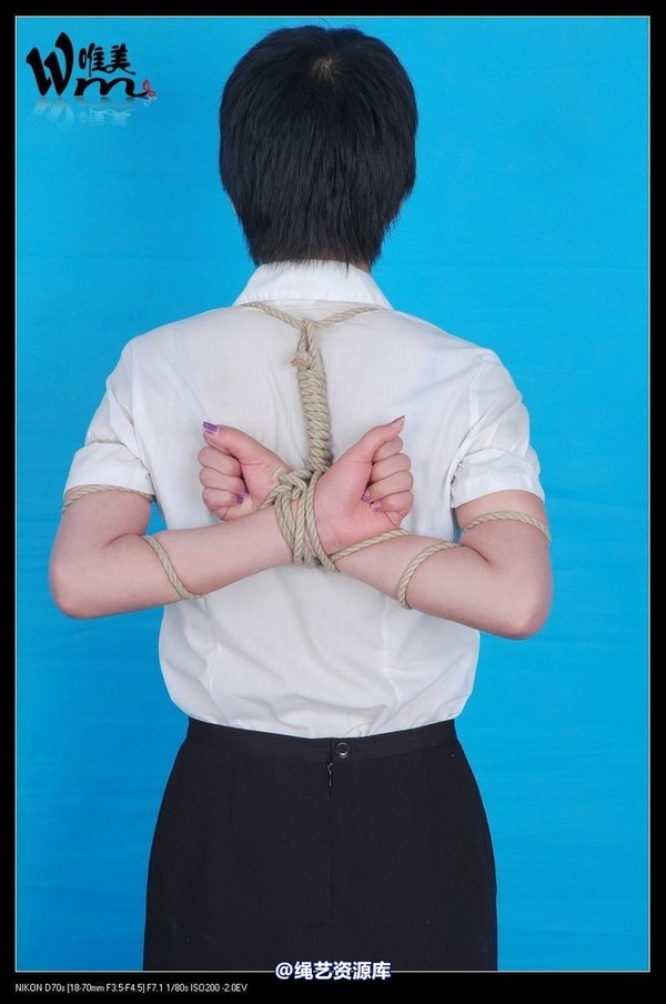唯美之家 - 09-8-4嫣蓉制服 第 2 张图片