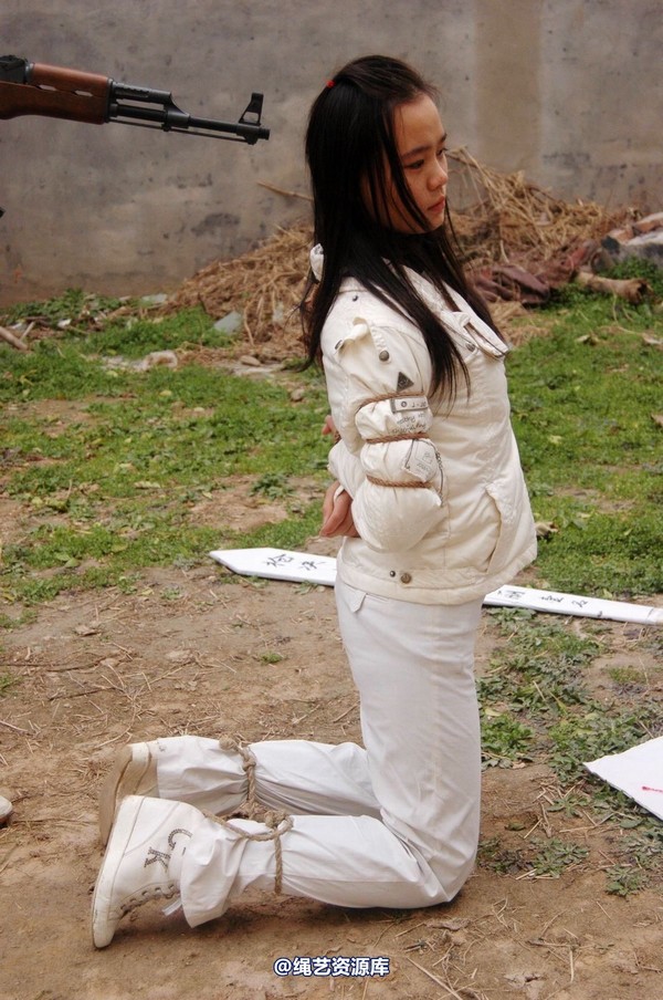mj影视 - 安娜刑场2013-04-13 第 120 张图片