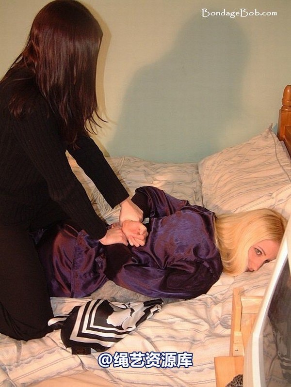 bondagebob - Jessica and Nikki The Cat Burglar 1 第 11 张图片