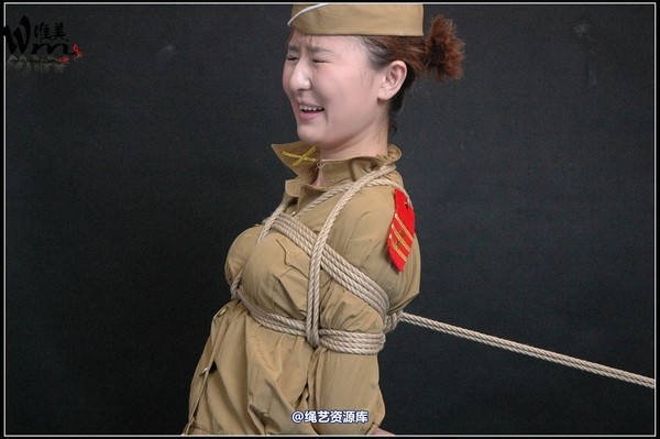唯美之家 - 08-06-02新疆军装 第 104 张图片