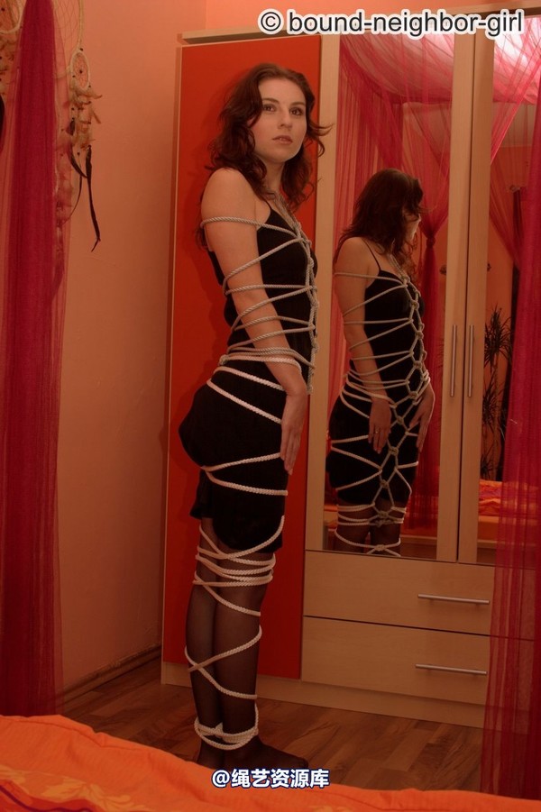 bound-neighbor-girl - Anastasia - At home, tied up part 1 第 22 张图片