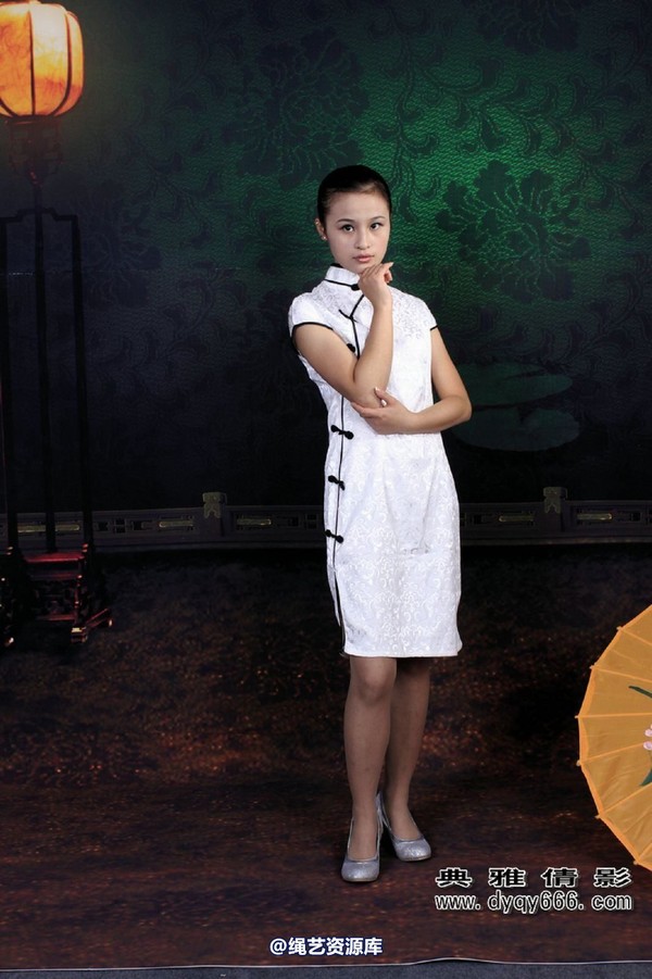 典雅倩影 - 012-典雅倩影美女丽莎旗袍 第 19 张图片