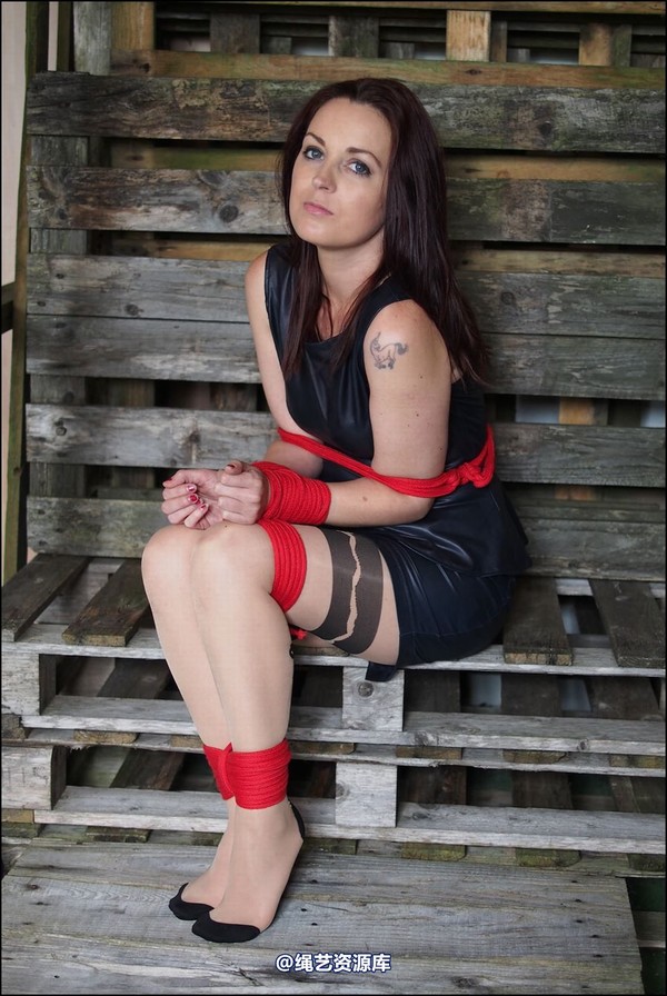 simplytied - Jinx in contrast tights 第 21 张图片