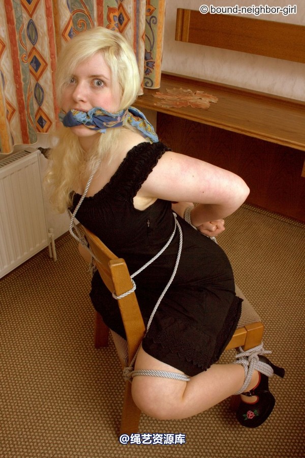 bound-neighbor-girl - Svenja - In Hotel Room tied 2 第 33 张图片