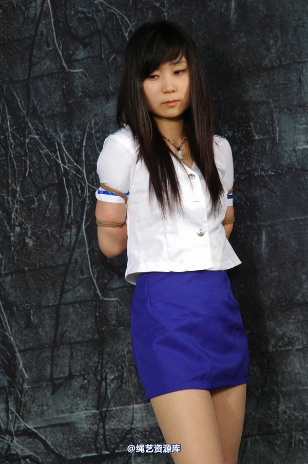 唯美之家 - 婉儿制服五花 第 32 张图片