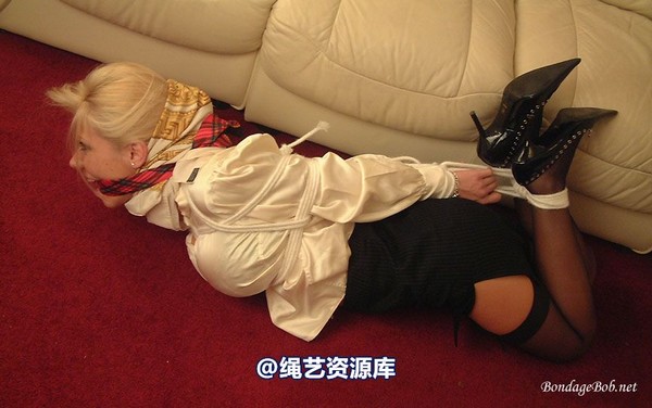 bondagebob - Petra Just cant get the staff! 第 79 张图片