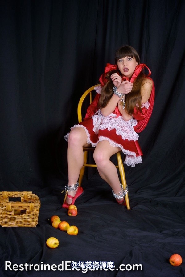restrainedelegance - Red Riding Hood 第 41 张图片