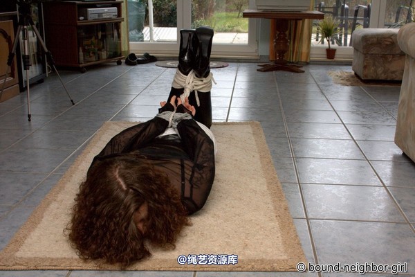 bound-neighbor-girl - 4Ashley + Melody - Hogtied 第 5 张图片