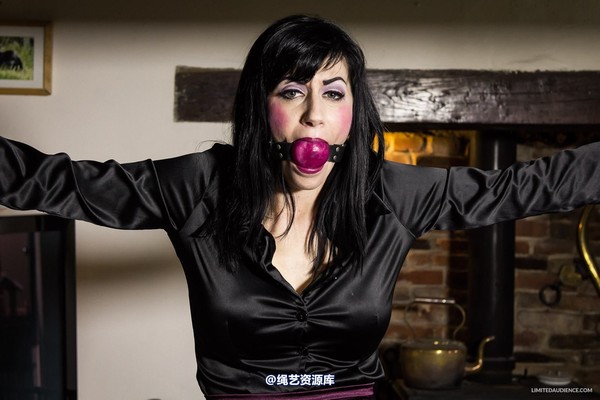 limitedaudience - 2013 nyxon strung up 第 11 张图片