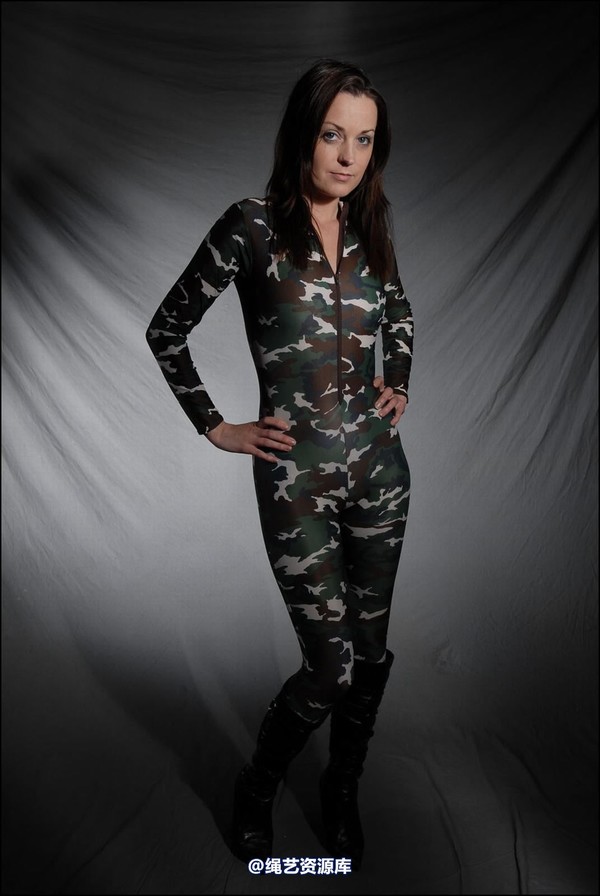 simplytied - Jinx in camouflage 第 1 张图片