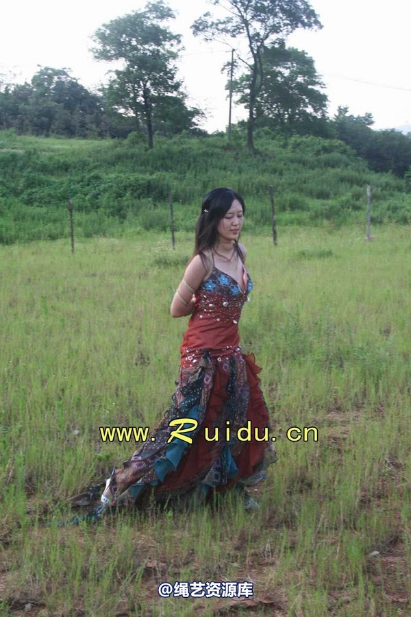 锐度主张 - 20070818第29期 宝宝草地漫舞图片 第 173 张图片