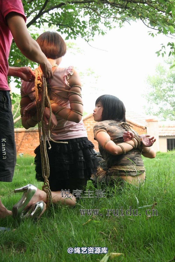 锐度主张 - 2009年第32期捆绑图（2009.7.17）模特：心心 小爱 第 29 张图片