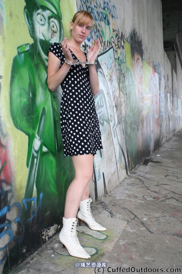 cuffedoutdoors - cod060 第 1 张图片