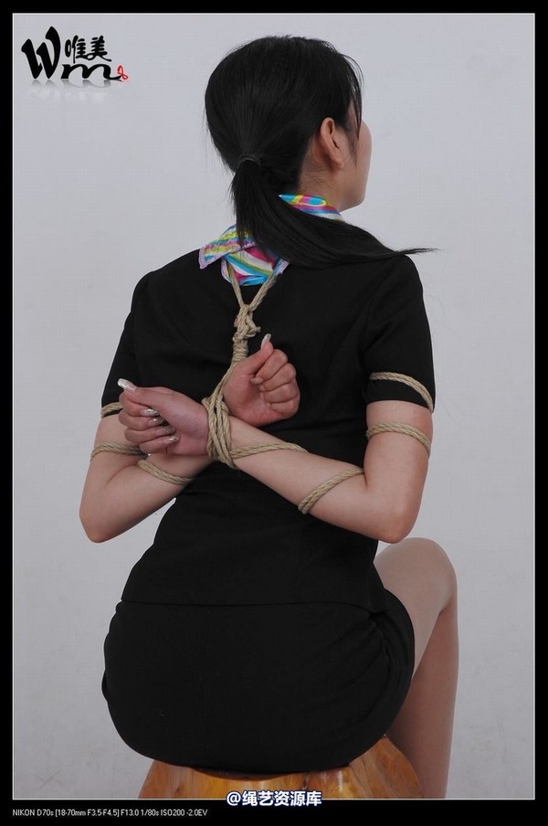 唯美之家 - 09-8-23兰玉制服捆绑 第 81 张图片