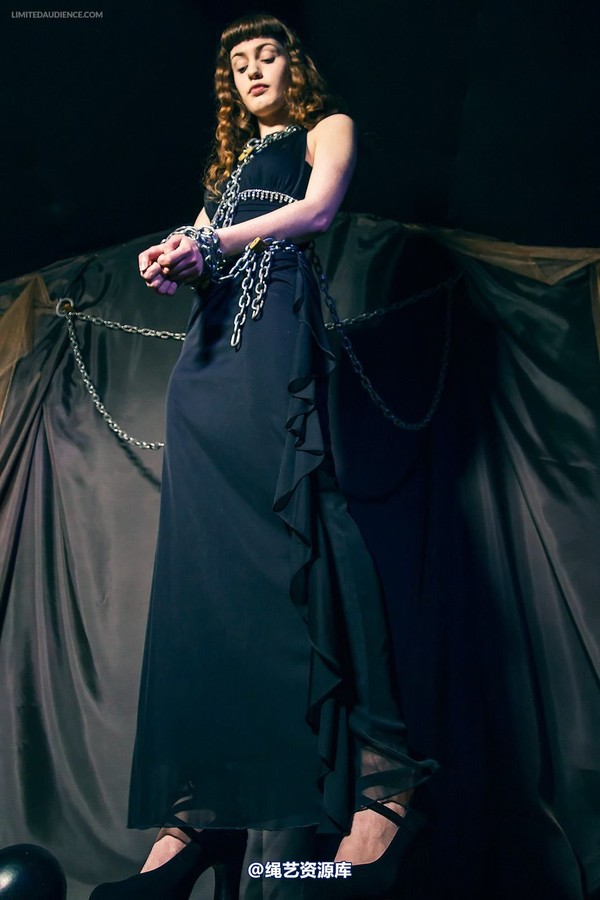 limitedaudience - 2014 fay lady in chains 2 第 10 张图片