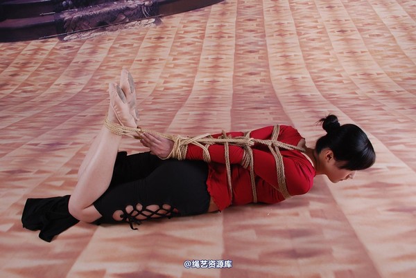 神艺缘 - 029-甜甜--柔软的身体 第 31 张图片