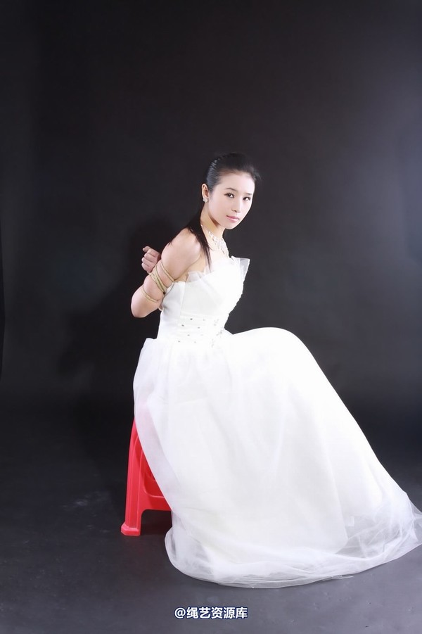 神艺缘 - 184-婚纱KB 第 68 张图片