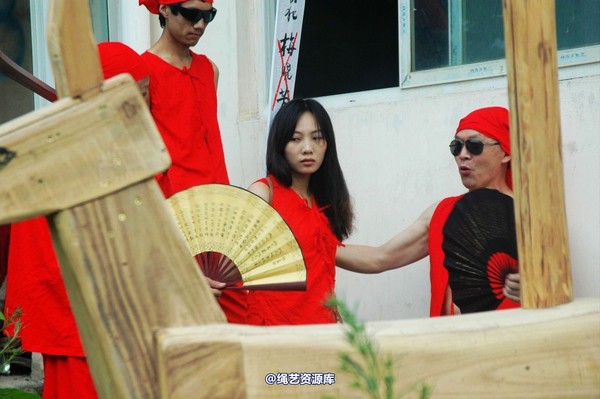 mj影视 - 血的代价-红罪衣刑场木驴斩－梅晓芳2013-08-26 第 188 张图片