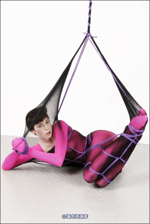 simplytied - Fawnya in fishnet 第 27 张图片