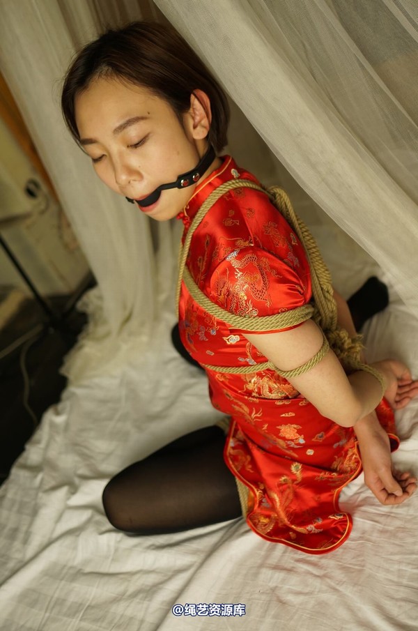 dk13美束馆 - 11.14-小仙儿红旗袍C-153P 第 132 张图片