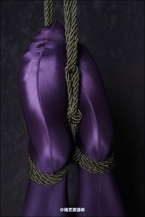 simplytied - Very nice purple tights 第 27 张图片