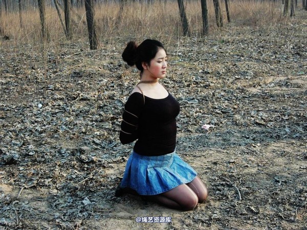 mj影视 - 2013-3-4陈沫踏青 黑丝美女最终的不归路 第 436 张图片