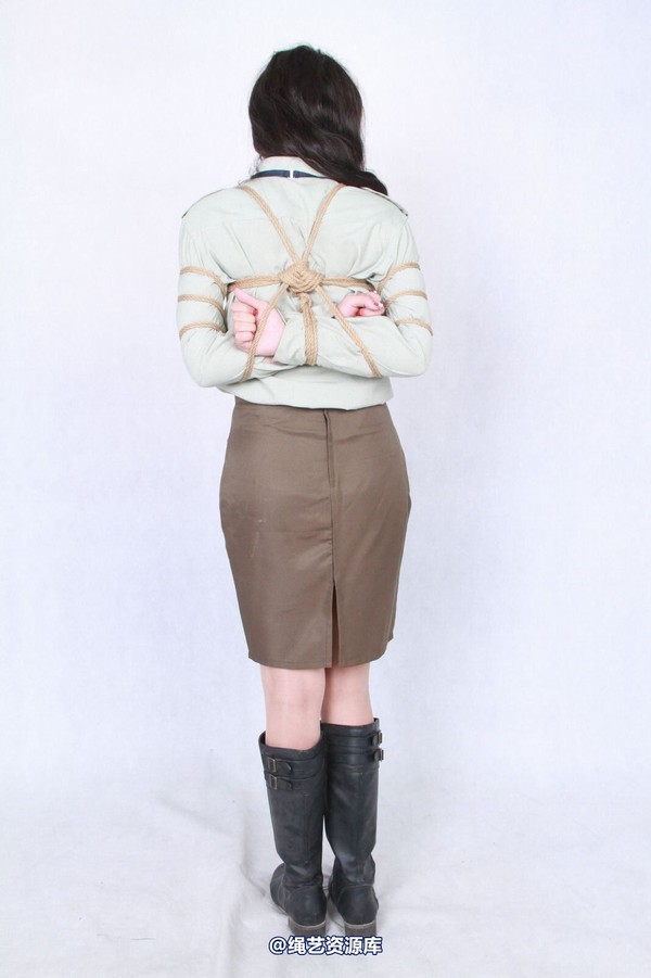 胜景山庄 - 175-红秀军统服 第 6 张图片