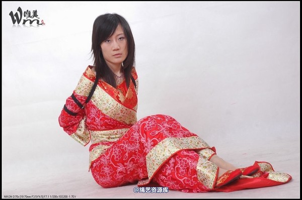 唯美之家 - 2008-11-20雯雯汉服 第 50 张图片