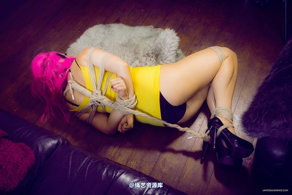 limitedaudience - 2015 elle hogtie tamed 2 第 6 张图片