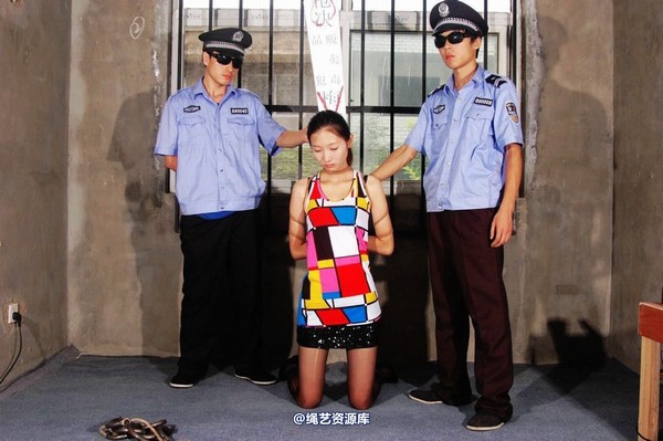 mj影视 - 梅晓夏赴刑-2013-07-01 第 16 张图片