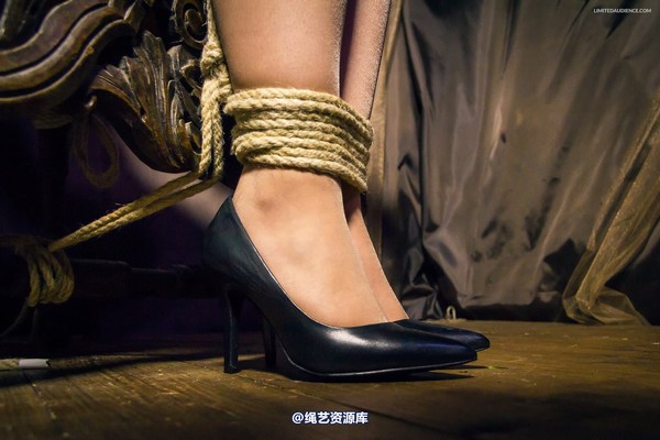 limitedaudience - 2015 freya held for ransom 第 32 张图片