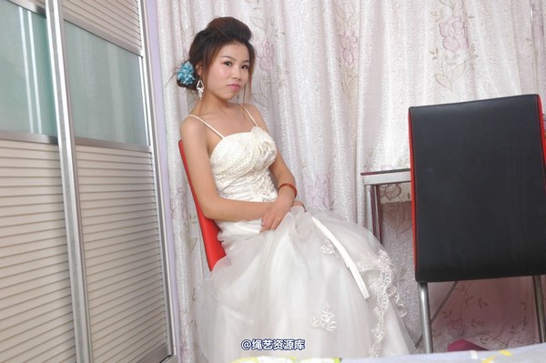 唯美之家 - 丽莎婚纱捆绑2010-7-8 第 119 张图片