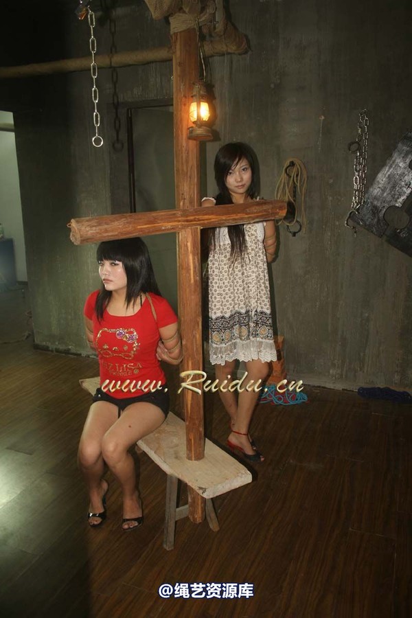 锐度主张 - 20071202第45期 佳佳，姣姣，恬恬捆绑图 第 112 张图片