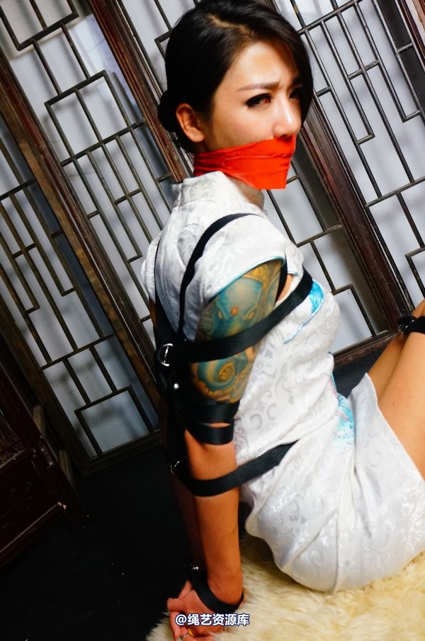 dk13美束馆 - 9.19-红袖白旗袍C-102P 第 66 张图片