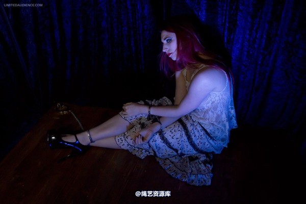 limitedaudience - 2012 ivory chained in darkness 第 25 张图片