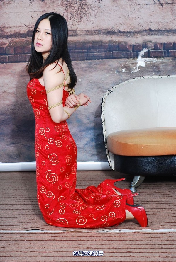 唯美之家 - 新模傲蕾红礼服 第 135 张图片