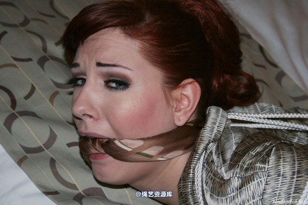 bondagebob - Angela Ryan Room thief 第 65 张图片