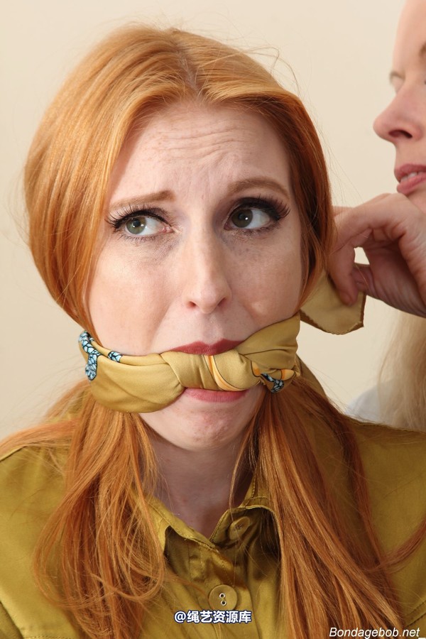 bondagebob - Alexa Edwards Difficult Employee pt 2 第 33 张图片
