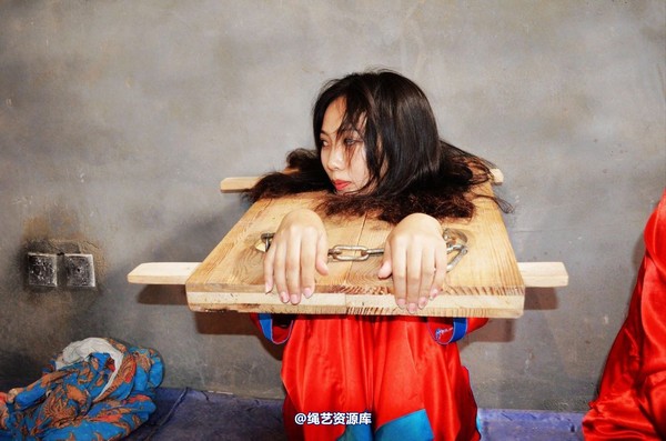 mj影视 - 血的代价梦境古大堂 女囚众生相2013-08-26 第 246 张图片