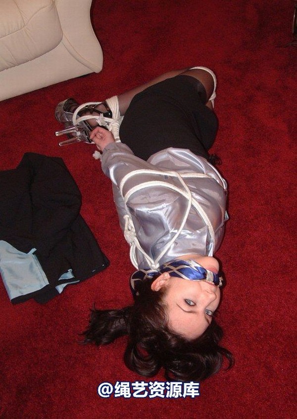 bondagebob - Jessica Hogtied Secretary 1 第 16 张图片